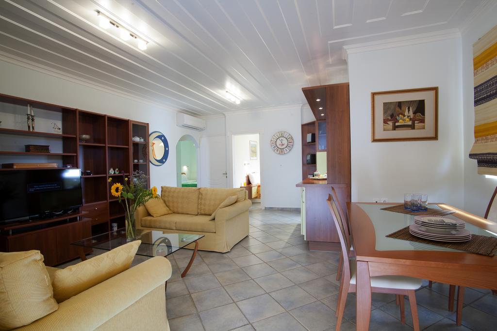 Exanthia Villas 外观 照片